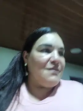 Zuleyka_69: απευθείας συνομιλία ΧΧΧ