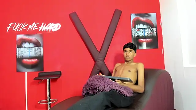 BOUL_GUYS live XXX chat
