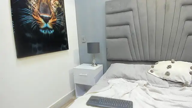 Chatroom XXX en direct de samantha__madison