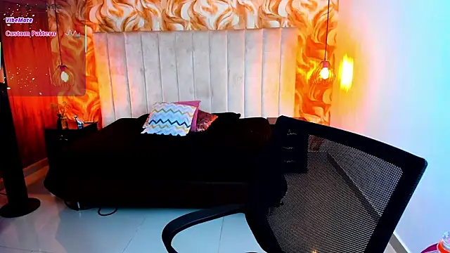 Chat +18 de miichael_black ao vivo
