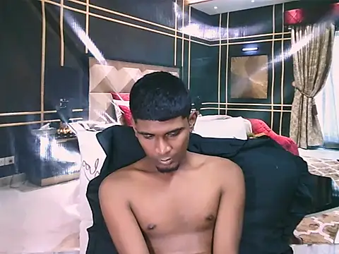 IndianThuggin's Live XXX Chat