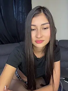 Aylin-fire Chat XXX in diretta