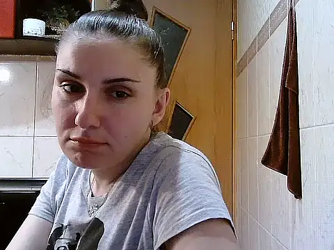 Lacmi30 Chat XXX in diretta