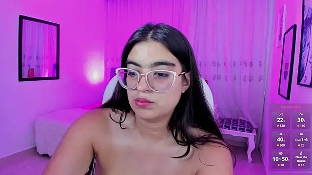 Luna_Jonnes1 Chat XXX in diretta