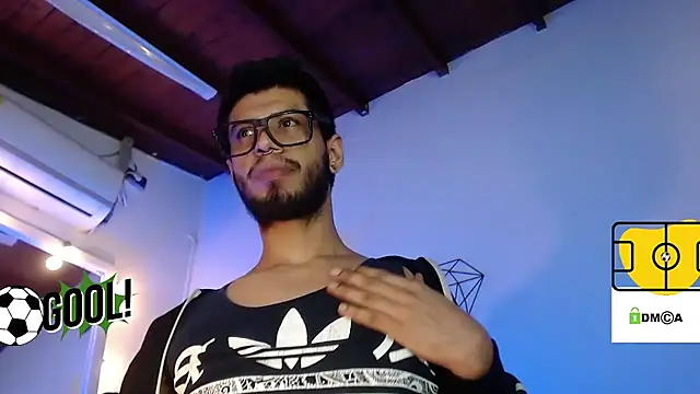 Czat XXX na żywo – Colby_brown03