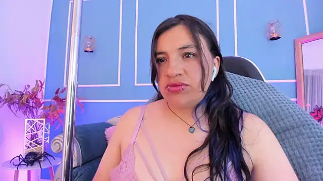 Chat +18 de TaraTaylorr ao vivo