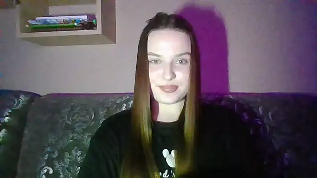 Chat XXX en directo de BratzDollVibes