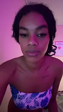 Cammgirlmii – Naživo XXX chat