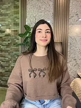 evelyn_hills Adlı Modelin Canlı XXX Sohbeti