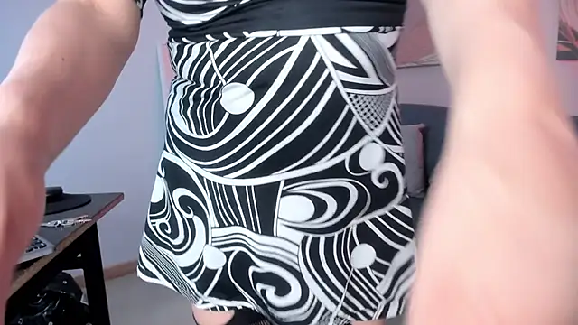 Ivonne_4 Adlı Modelin Canlı XXX Sohbeti