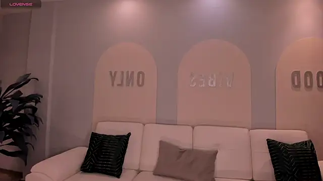 ZaraKafruni – Naživo XXX chat