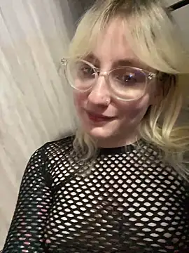 xp_blondie Chat XXX live