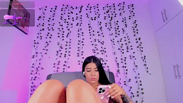 SelenaStonne Live XXX-chat