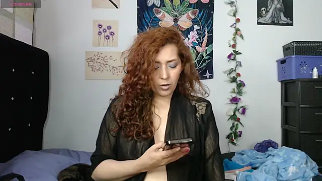 ZayraMoon_12 Adlı Modelin Canlı XXX Sohbeti