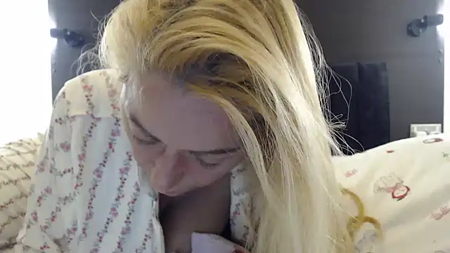 _karolynesyera_ – Naživo XXX chat