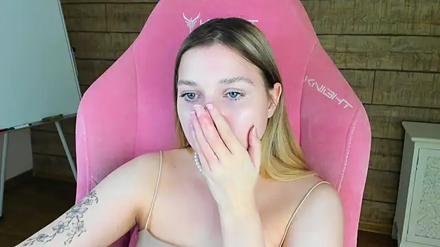 TinnaBurton – Live XXX-chat