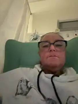 Chat XXX ao vivo de Angel-LinaX