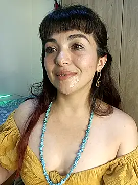 Chat XXX en directo de Winona-miu