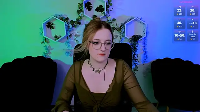 luna_berryy's Live XXX Chat