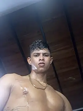 God_Eros_23cm Adlı Modelin Canlı XXX Sohbeti