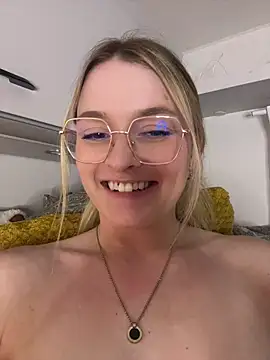 Chatroom XXX en direct de melanieTesss