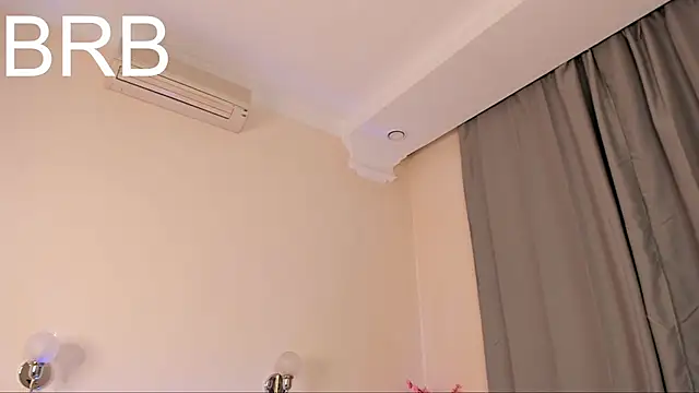 Czat XXX na żywo – mint_ray