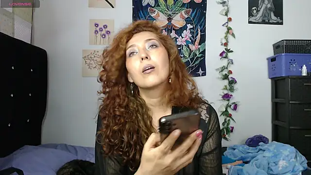 ZayraMoon_12 Adlı Modelin Canlı XXX Sohbeti