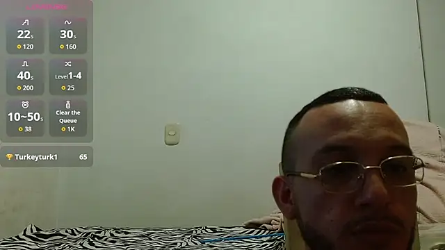 MarcusMilarc 라이브 XXX 채팅