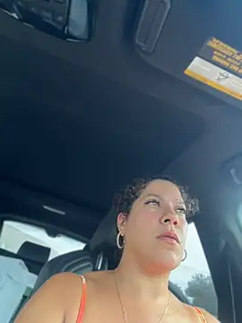 Bigbuttbrooklynn élő XXX-chatje