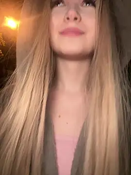 MarlboroWeb live XXX chat