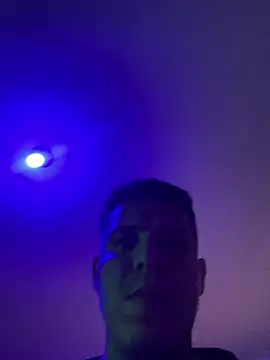 latino30 Live XXX Chat