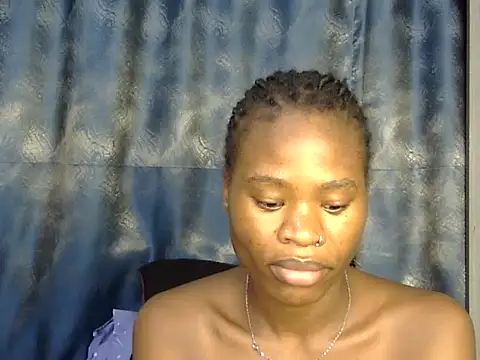XXX chat uživo modela sweetblackbeauty001