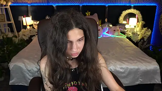 BabyFlowerr's Live XXX Chat