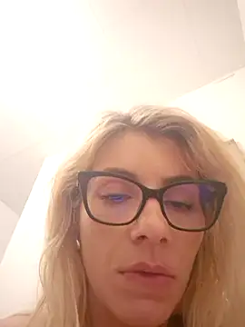 Goddess-Anne Live XXX-chat