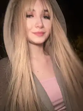 MarlboroWeb Live XXX-chat