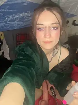 XXX chat uživo modela tinyweepixie