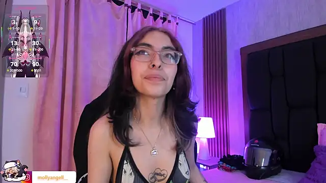 Chat XXX en directo de Molly_A