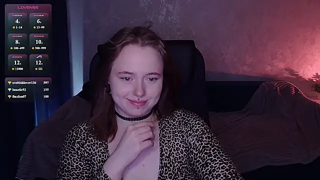 SelenaLily Live XXX-chat