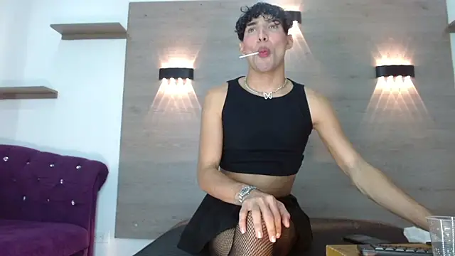 Chat +18 de Logaanhotts ao vivo