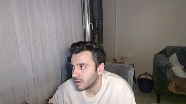 handsomeee04 – Naživo XXX chat