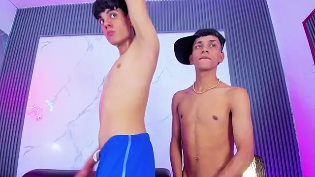 Litle_sweet_boys Chat XXX in diretta