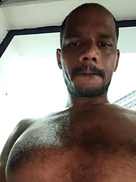 Chatroom XXX en direct de Daddyishere_19