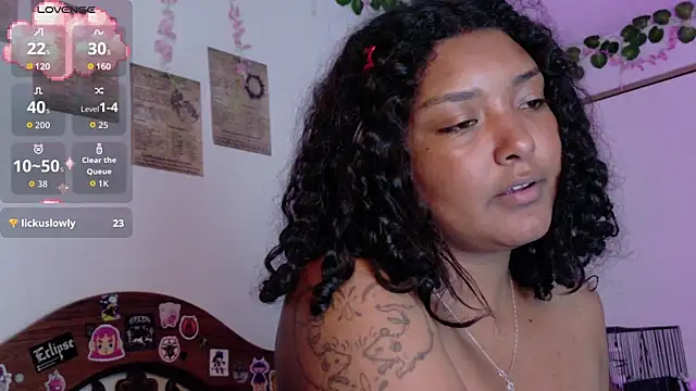 Luna__1 Live XXX Chat