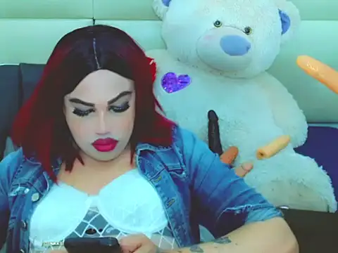 NharaBigCock's Live XXX Chat