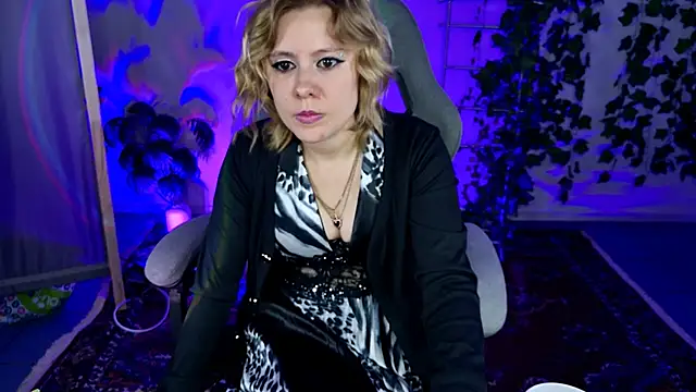 Kumiho_7777's Live XXX Chat