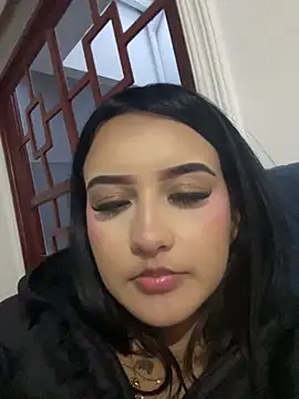 Chat XXX ao vivo de SCARLETVELVET_