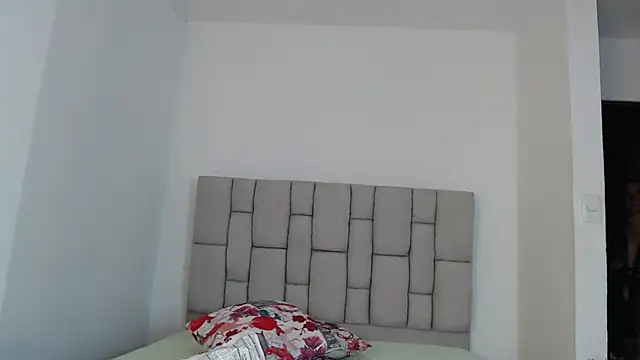 lily_rose1 – Naživo XXX chat