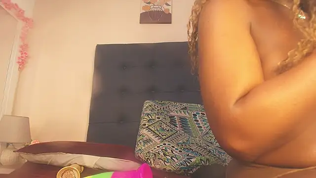 Chat XXX ao vivo de Evelonga_707