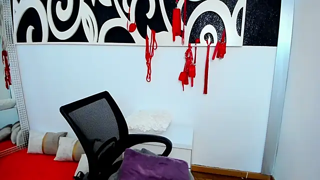 Онлайн чат XXX Vanessa4Dom