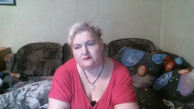Lana555: онлайн-секс-чат